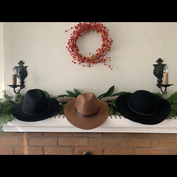 Pack of Cute Felt Hats for Winter! - Picture 2 of 7